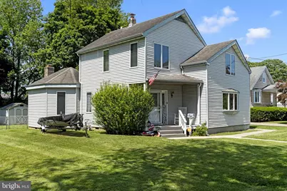 1073 Wallace Avenue, Florence, NJ 08554 - Photo 1