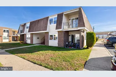 27 Florence Tollgate Place, Burlington, NJ 08016 - Photo 1