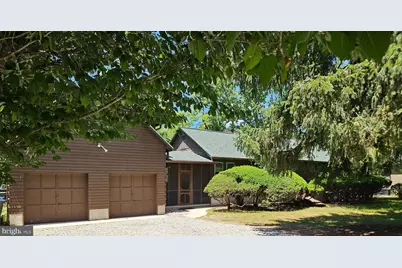 219 E Lake Boulevard, Medford, NJ 08055 - Photo 1