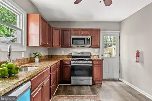 307 Broad St, Beverly, NJ 08010 - Photo 2