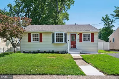 323 Crawford Avenue, Maple Shade, NJ 08052 - Photo 1