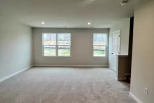 31 Fieldcrest Aly, Gloucester Township, NJ 08012 - Photo 4