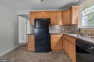 3 Cloverdale Rd, Gloucester Township, NJ 08012 - Photo 8