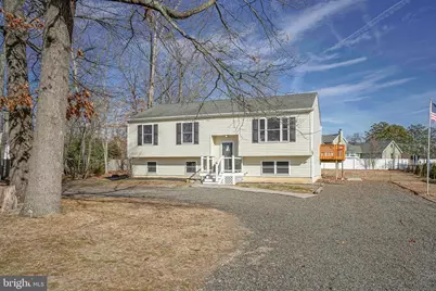402 Holly Drive, Waterford Township, NJ 08004 - Photo 1