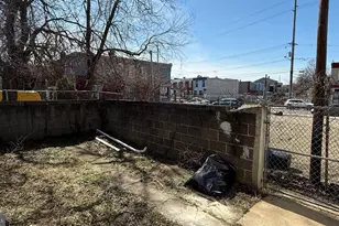 406 Cherry St, Camden, NJ 08103 - Photo 2