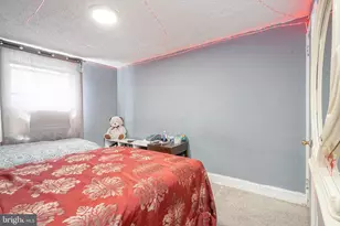541 Randolph St, Camden, NJ 08105 - Photo 14