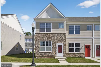 33 Rowand Way E, Clementon, NJ 08021 - Photo 1