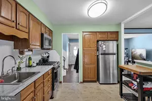 1917 Sussex Ave, Cherry Hill, NJ 08003 - Photo 10