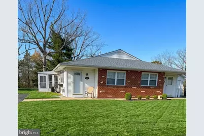 180 Elmtowne Boulevard, Winslow Township, NJ 08037 - Photo 1