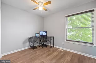 9 Lawrence Ct, Sicklerville, NJ 08081 - Photo 14