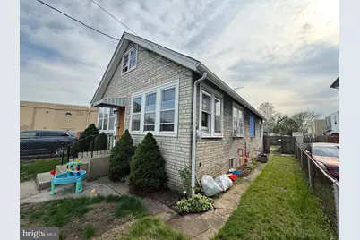 904 Center Street, Gloucester City, NJ 08030 - Photo 1