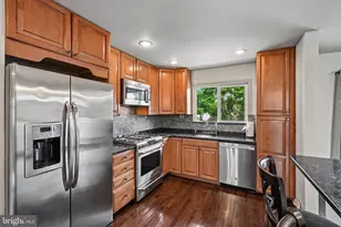 129 Valley Run Dr, Cherry Hill, NJ 08002 - Photo 14