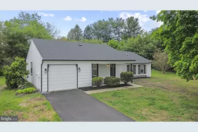4 Alan Place, Sicklerville, NJ 08081 - Photo 1