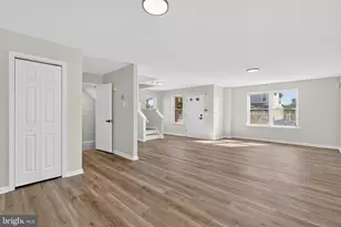 930 Lois Ave, Camden, NJ 08105 - Photo 8