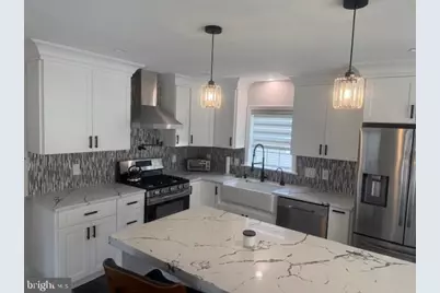 161 Dorian Drive, Monroe Township, NJ 08094 - Photo 2