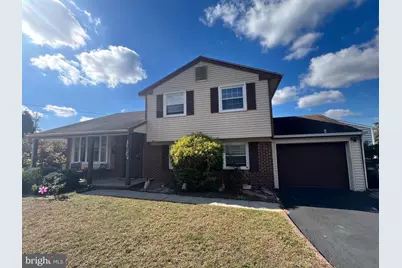 825 Lexington Avenue, Washington Township, NJ 08012 - Photo 1