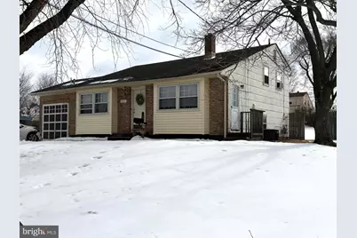411 Greenview, Blackwood, NJ 08012 - Photo 1