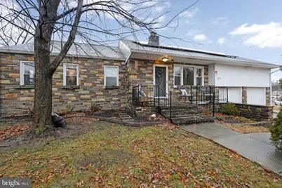 955 Hessian, West Deptford, NJ 08093 - Photo 1