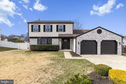 133 Hampshire Drive, Woodbury, NJ 08096 - Photo 1