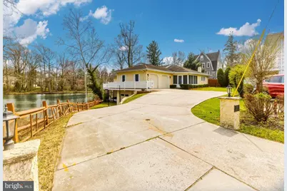 227 Meadow Lane, Woodbury, NJ 08096 - Photo 1