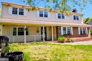 409 Whitman Dr, Blackwood, NJ 08012 - Photo 2