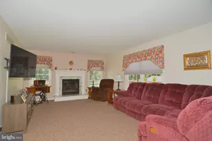105 Cromwell Dr, Harrison Township, NJ 08062 - Photo 10