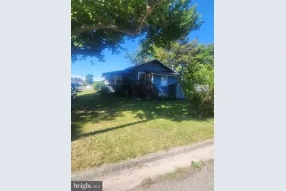 238 E St, Penns Grove, NJ 08069 - Photo 1