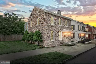 211 E King Street, Littlestown, PA 17340 - Photo 1