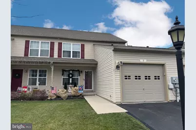 7 Cedarfield Drive, Gettysburg, PA 17325 - Photo 1