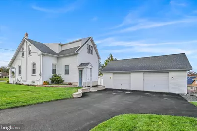 1915 King Street, Reading, PA 19605 - Photo 1