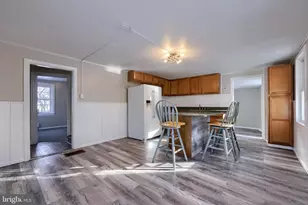 1360 E Main St, Douglassville, PA 19518 - Photo 6