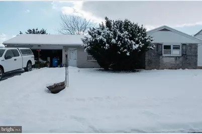510 W Franklin Street, Womelsdorf, PA 19567 - Photo 1