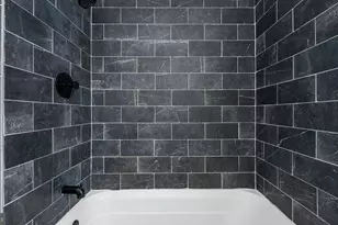 530 Maple St, Reading, PA 19602 - Photo 6