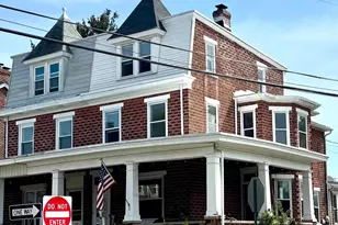 28 College St, Boyertown, PA 19512 - Photo 2