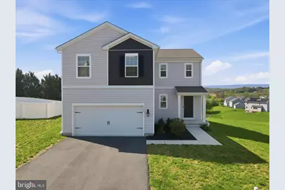 561 E 4th Street E, Bernville, PA 19506 - Photo 1