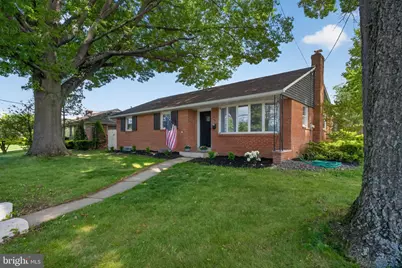 26 E Cedar Street, Fleetwood, PA 19522 - Photo 1
