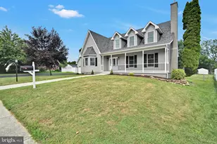 300 Beckley St, Wernersville, PA 19565 - Photo 4