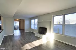 103 Bonnie Lark Ct, Chalfont, PA 18914 - Photo 8