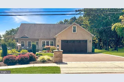 256 E Marshall Avenue, Langhorne, PA 19047 - Photo 1