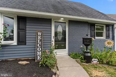 14 Iris Road, Levittown, PA 19057 - Photo 1