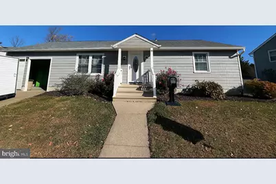 9 Lynns Court, Morrisville, PA 19067 - Photo 1