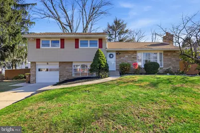 5 Patrick Lane, Yardley, PA 19067 - Photo 1