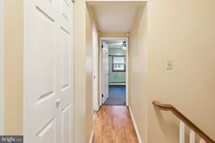 7 Indian Red Rd, Levittown, PA 19057 - Photo 26