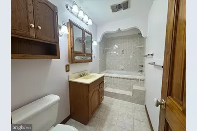 581 Rosemar Drive, Morrisville, PA 19067 - Photo 10