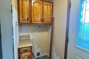 581 Rosemar Dr, Morrisville, PA 19067 - Photo 8