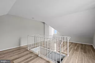 702 Corson St, Bristol, PA 19007 - Photo 24