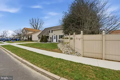 10 Inbrook Road, Levittown, PA 19057 - Photo 1