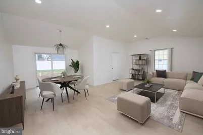 30 Mistletoe Lane, Levittown, PA 19054 - Photo 1