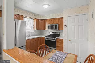 716 W Bristol Rd, Warminster, PA 18974 - Photo 6