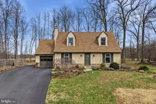 125 Olde Pilgrim Rd, Dublin, PA 18917 - Photo 2